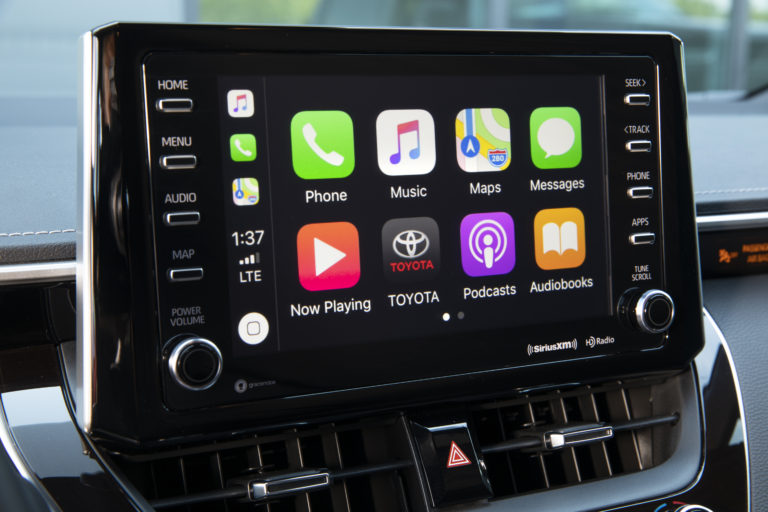 Install Apple Carplay Toyota Corolla